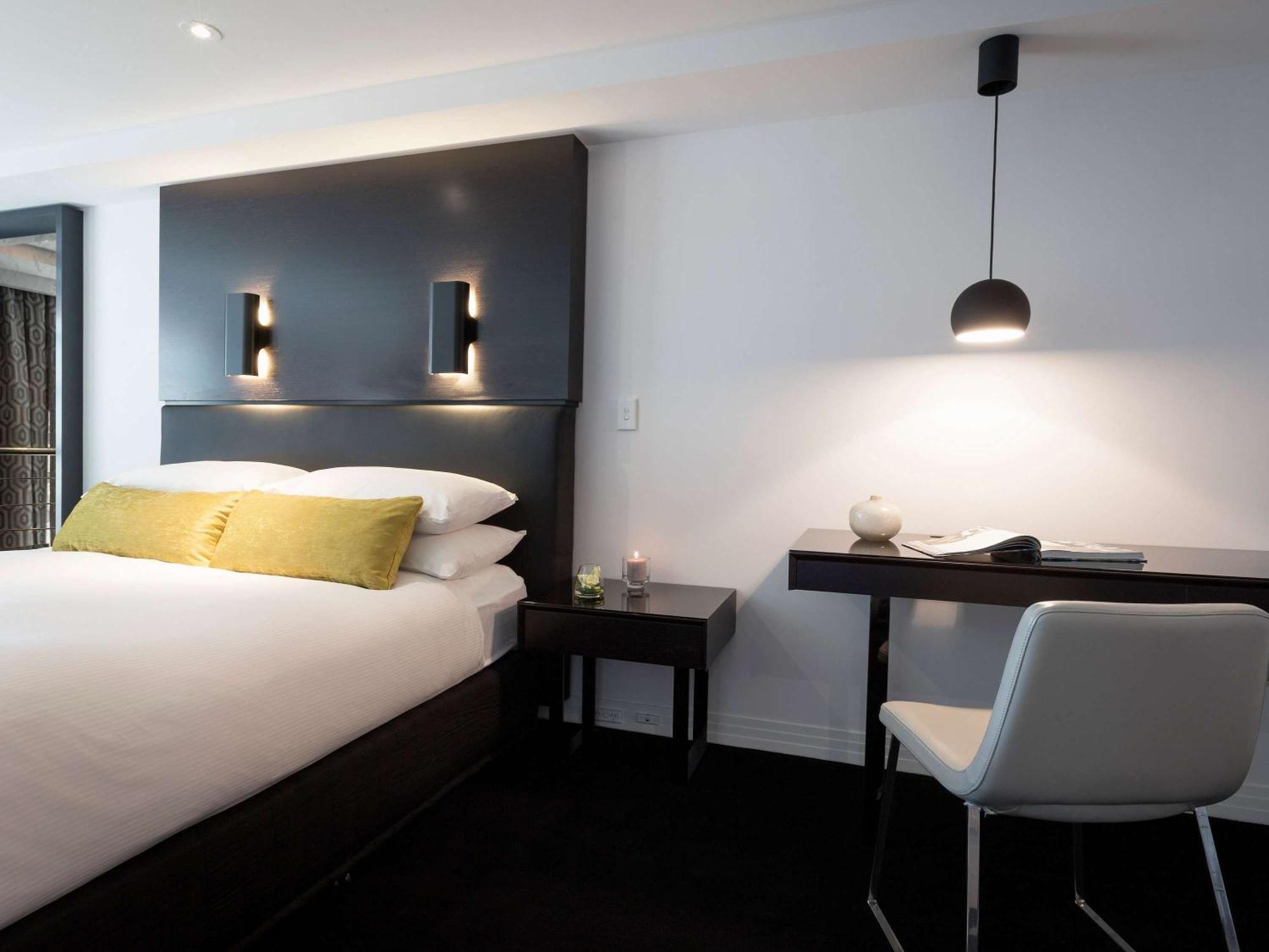The Como Melbourne Exterior photo A room at the Hotel