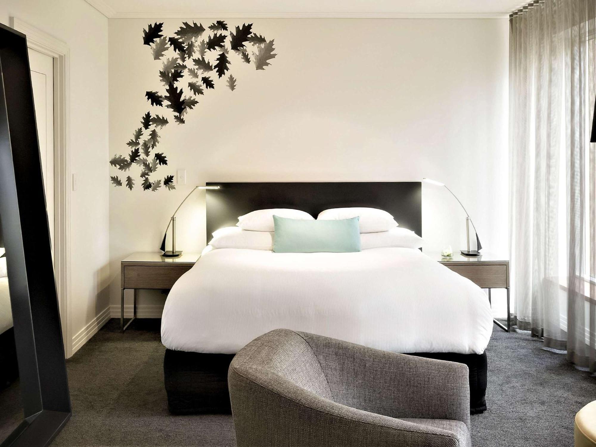 The Como Melbourne Exterior photo A bedroom at the Hotel